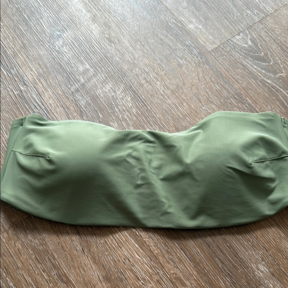 NWOT Green Strapless Bandeau Top